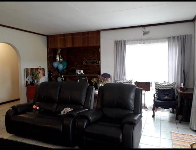 5 BEDROOM PROPERTY TO RENT IN JUKSKEI PARK